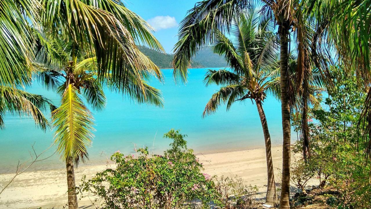 Palm Bay Resort Long Island Bagian luar foto